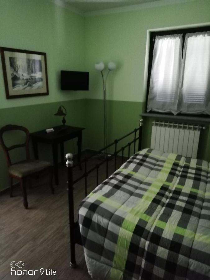 Ospitidelpero Bed & Breakfast Piozzo Exterior photo